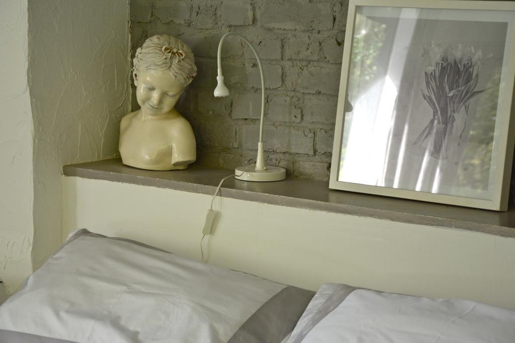 Chambres D'Hotes, Gites La Petite Madeleine La Madelaine-sous-Montreuil Екстер'єр фото