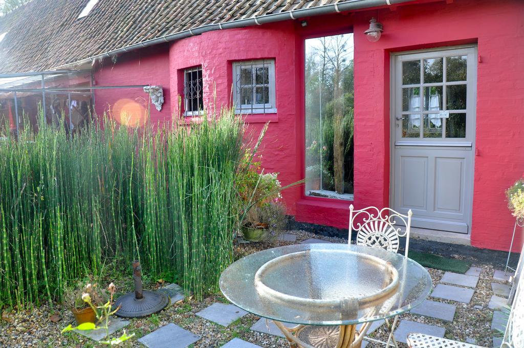 Chambres D'Hotes, Gites La Petite Madeleine La Madelaine-sous-Montreuil Екстер'єр фото